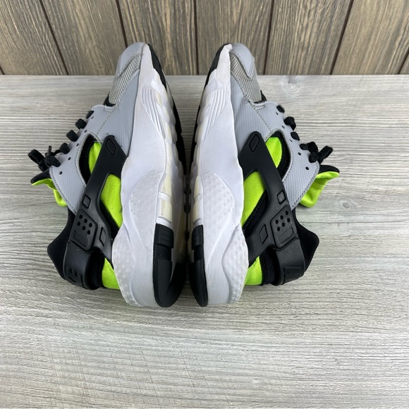 Nike Boys Huarache Run 654275-015 Gray Running Shoes Sneakers Size: 7Y - Picture 12 of 16